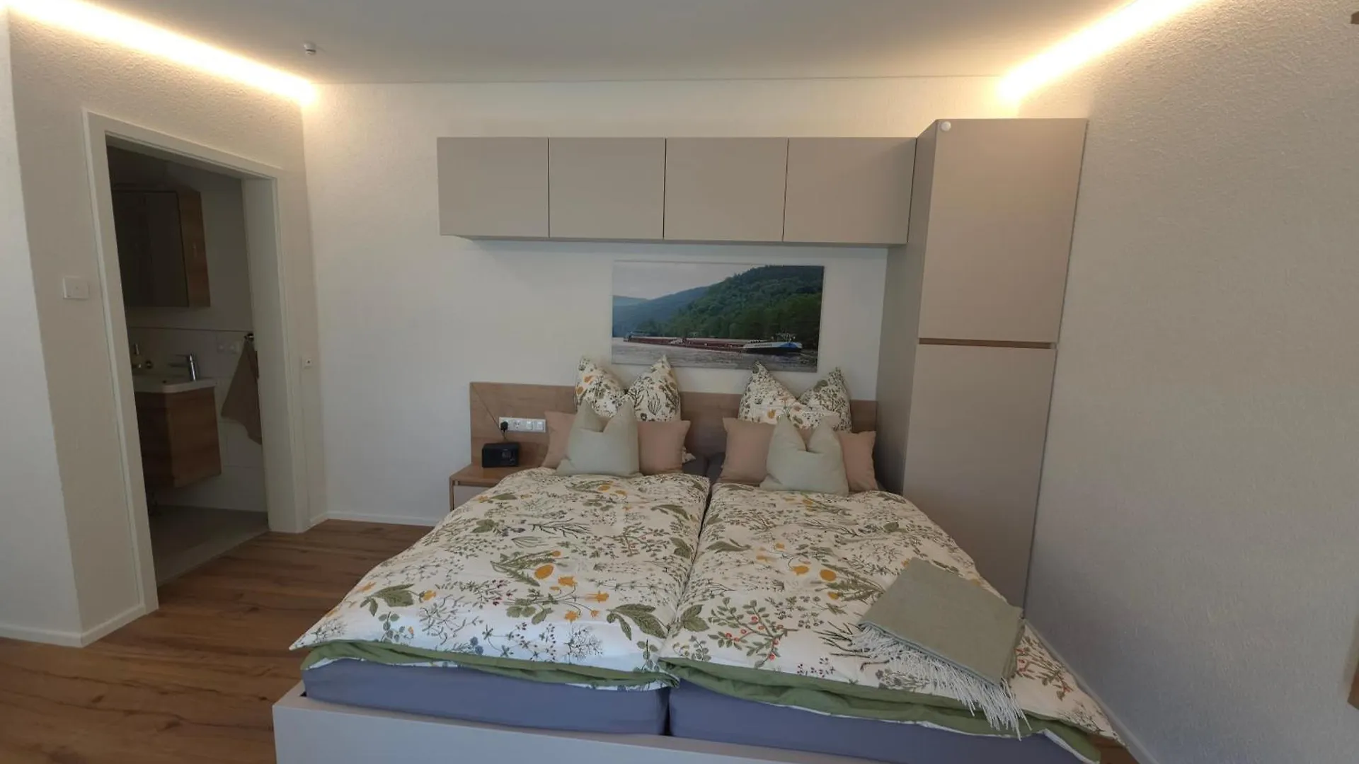 Mainurlaubsstop Wipfeld 아파트